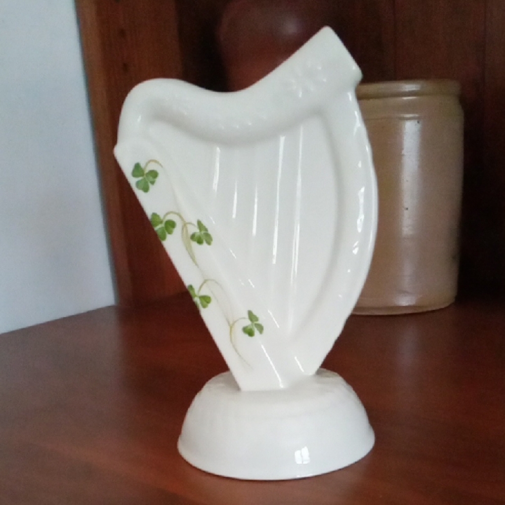 Donegal Parian China Irish Harp Figurine